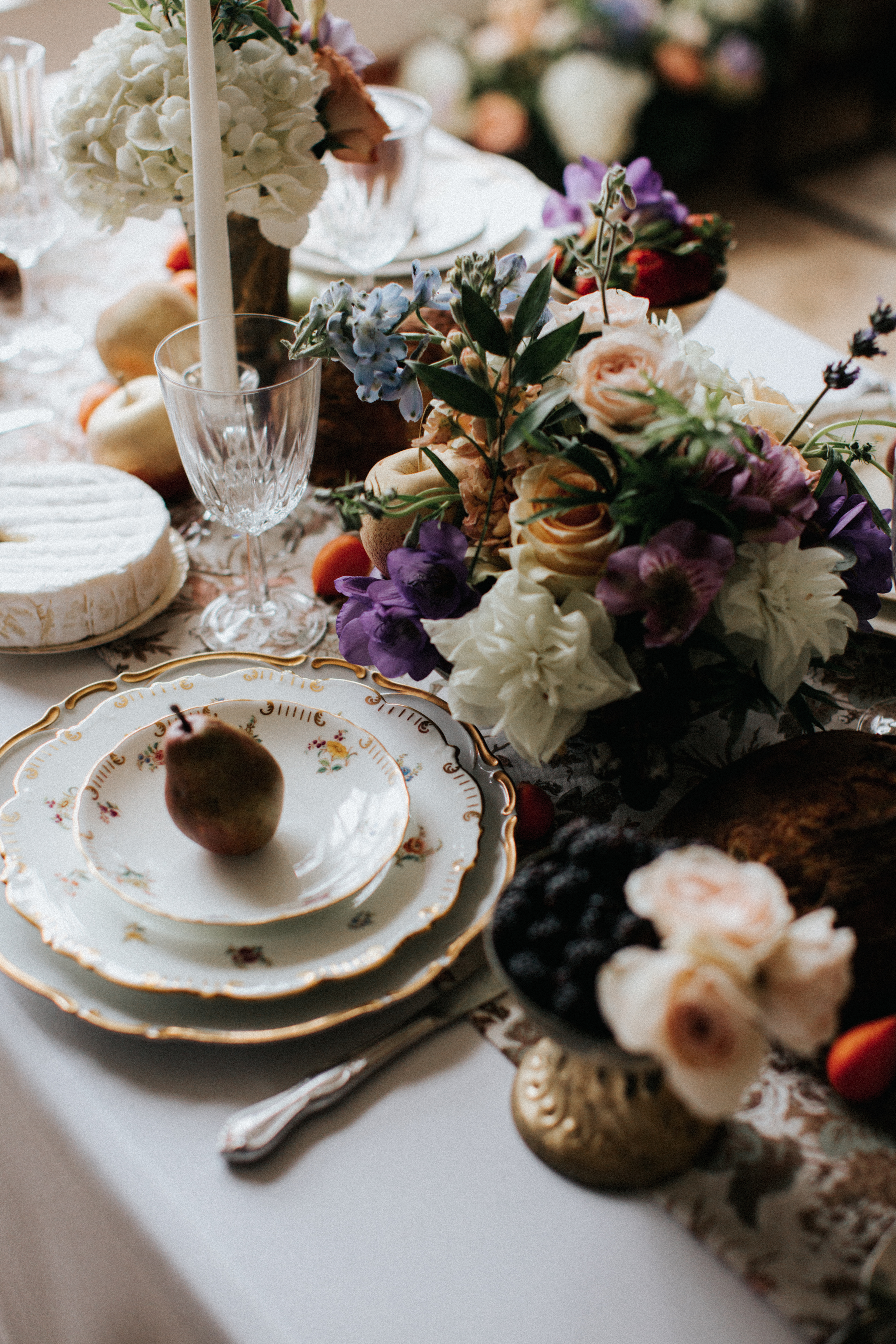 vintage inspired wedding reception table setting